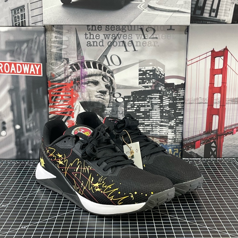 Reebok x Looney Tunes Nano X1 - GW4303 - Mens Sz 12.5 - Black / White - Marigold - Picture 3 of 12